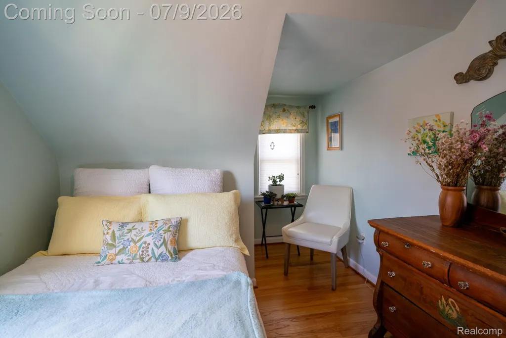 1588 11th Street Wyandotte City MI 48192
