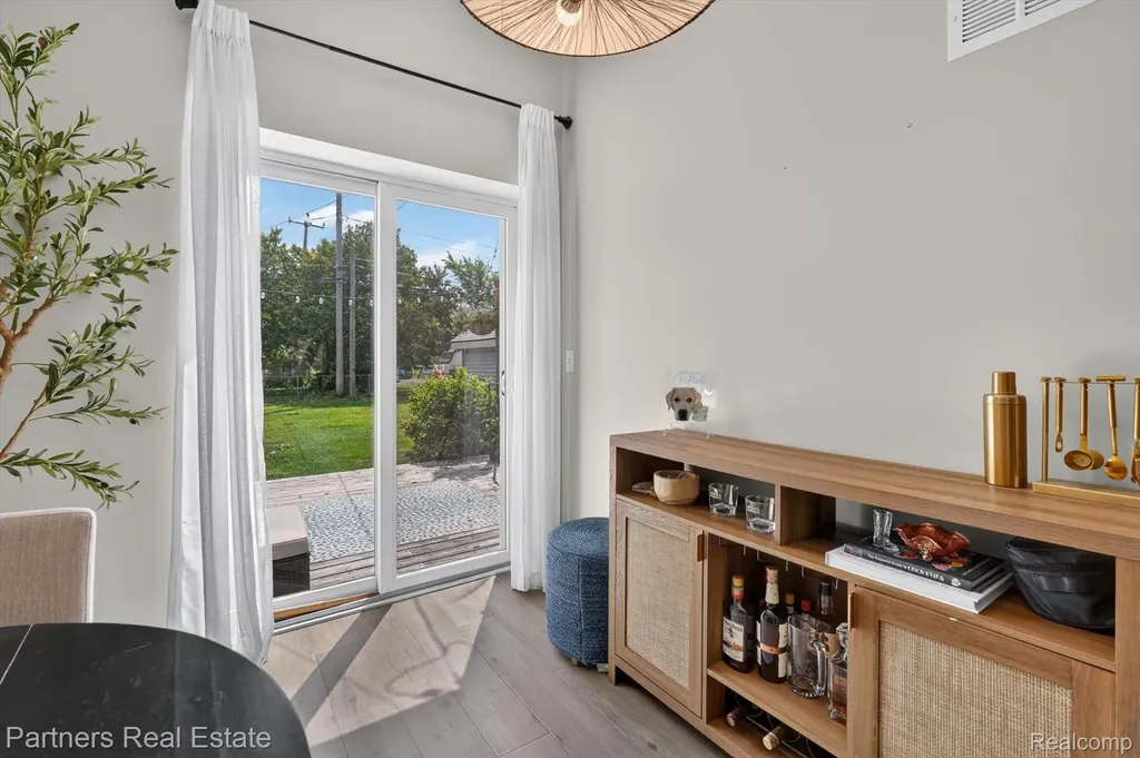 425 S 7th Street Brighton City MI 48116
