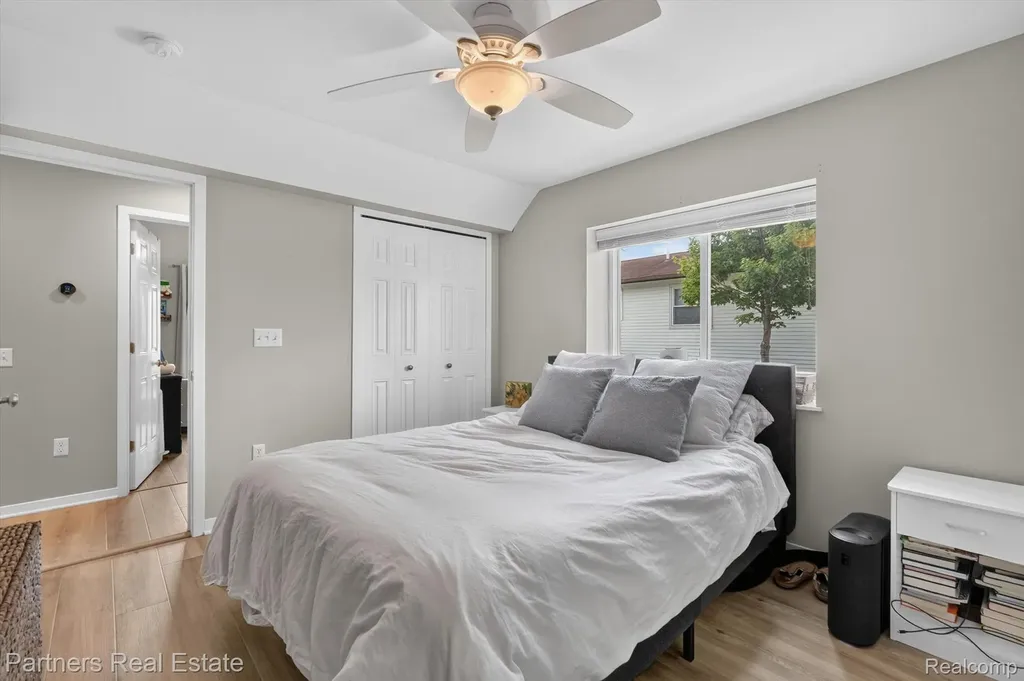 425 S 7th Street Brighton City MI 48116