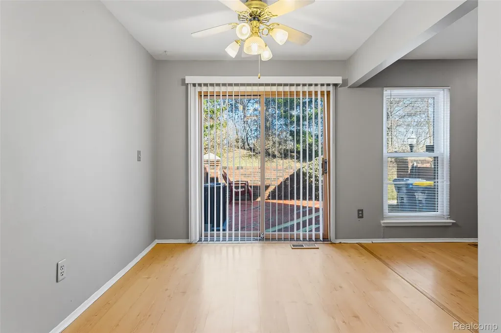 41009 Southwind Drive Canton Charter Township MI 48188