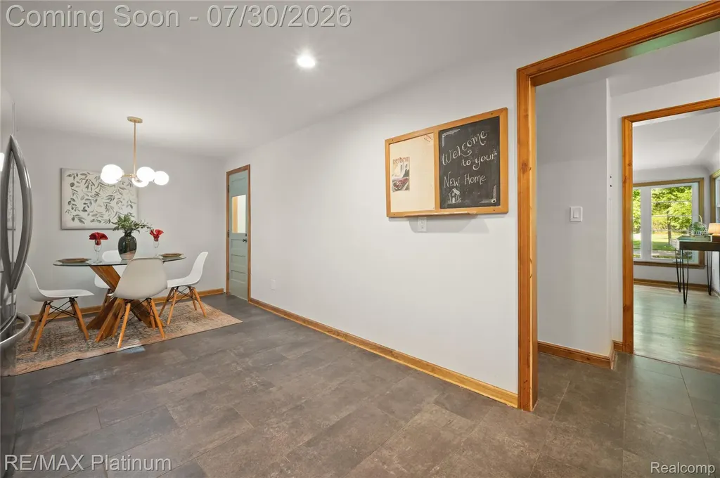 640 N Adelaide Street Fenton City MI 48430