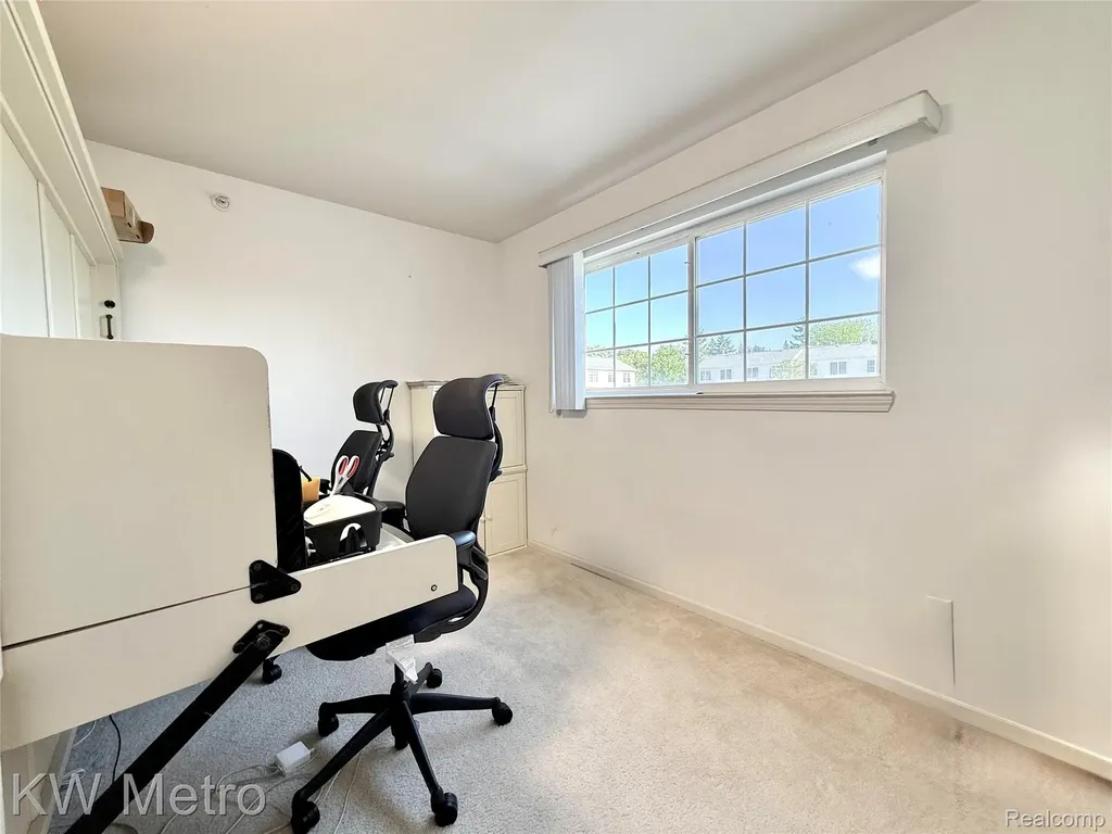 1870 Lindsay Lane Ann Arbor City MI 48104