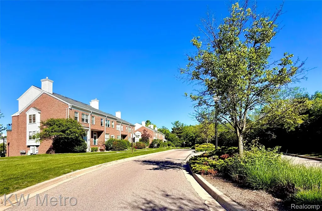 1870 Lindsay Lane Ann Arbor City MI 48104