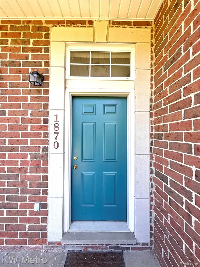 1870 Lindsay Lane Ann Arbor City MI 48104