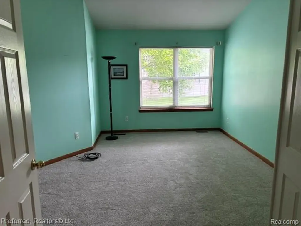 9153 Lakewood Drive Northfield Township MI 48189
