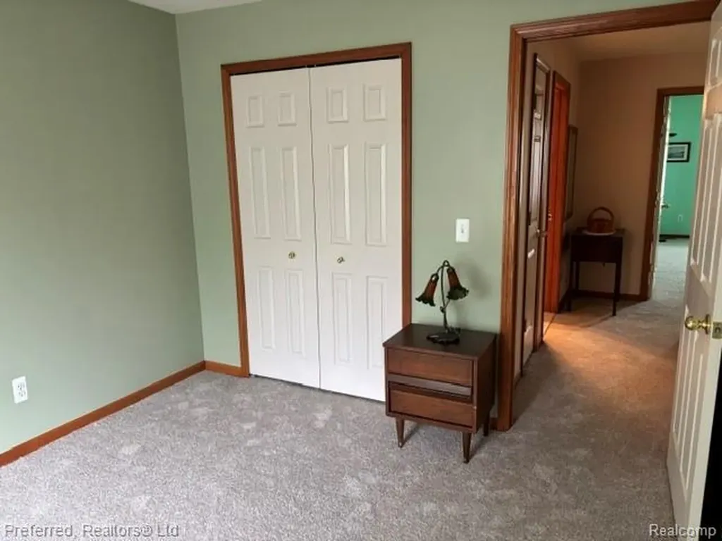 9153 Lakewood Drive Northfield Township MI 48189