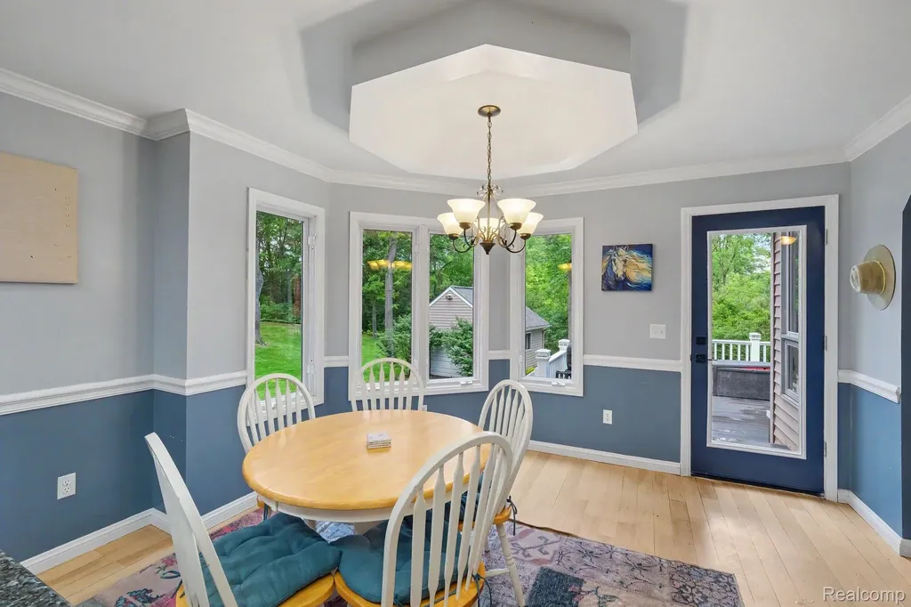 13445 Chateau Cove Drive Groveland Township MI 48442