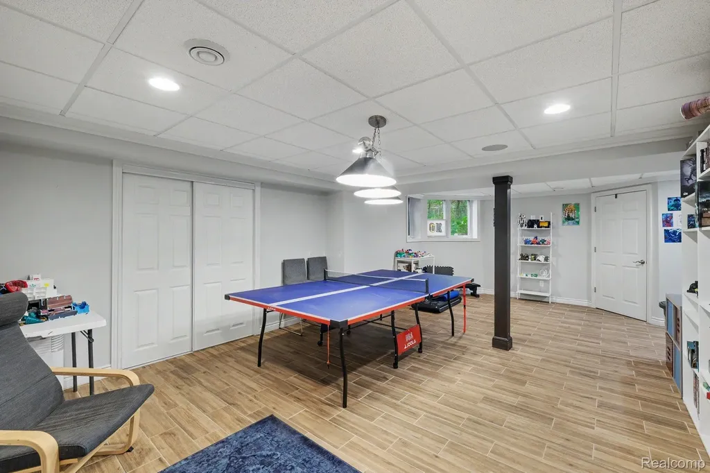 13445 Chateau Cove Drive Groveland Township MI 48442