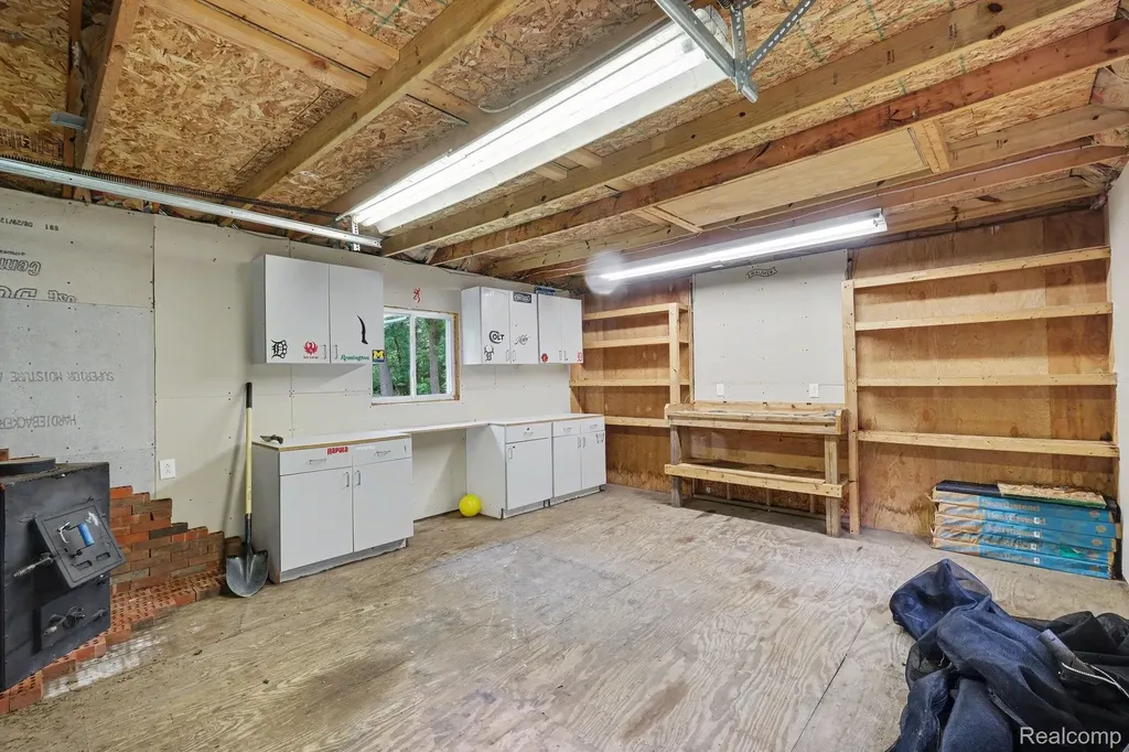 13445 Chateau Cove Drive Groveland Township MI 48442