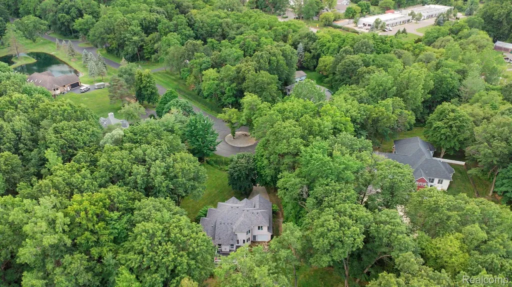 13445 Chateau Cove Drive Groveland Township MI 48442