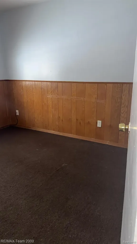 28567 Forest Dale Street Romulus City MI 48174