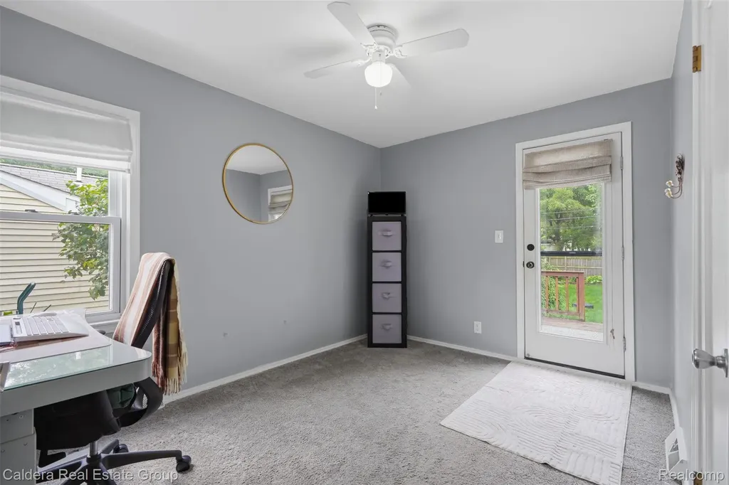 456 Allen Avenue Clawson City MI 48017