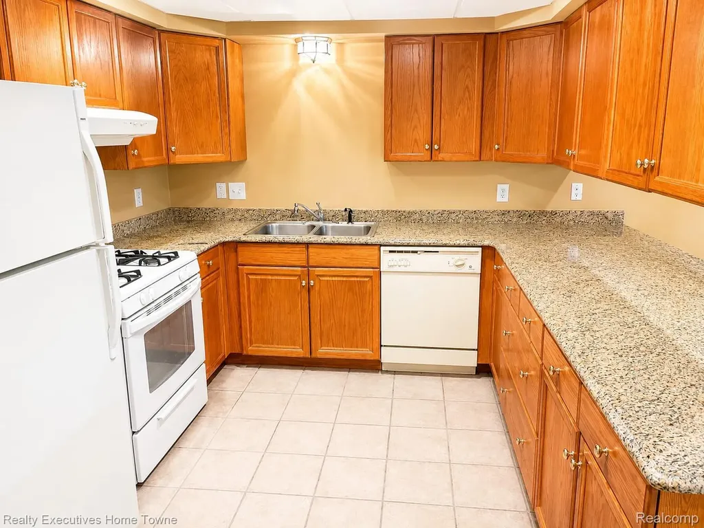 20791 Outer Drive Dearborn City MI 48124