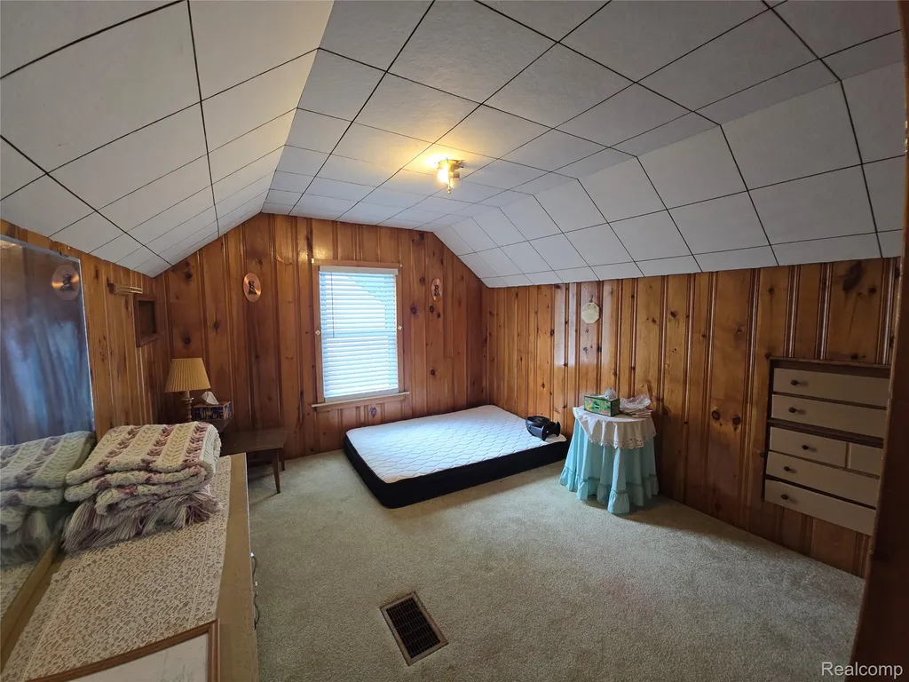 23776 Normandy Avenue Eastpointe City MI 48021