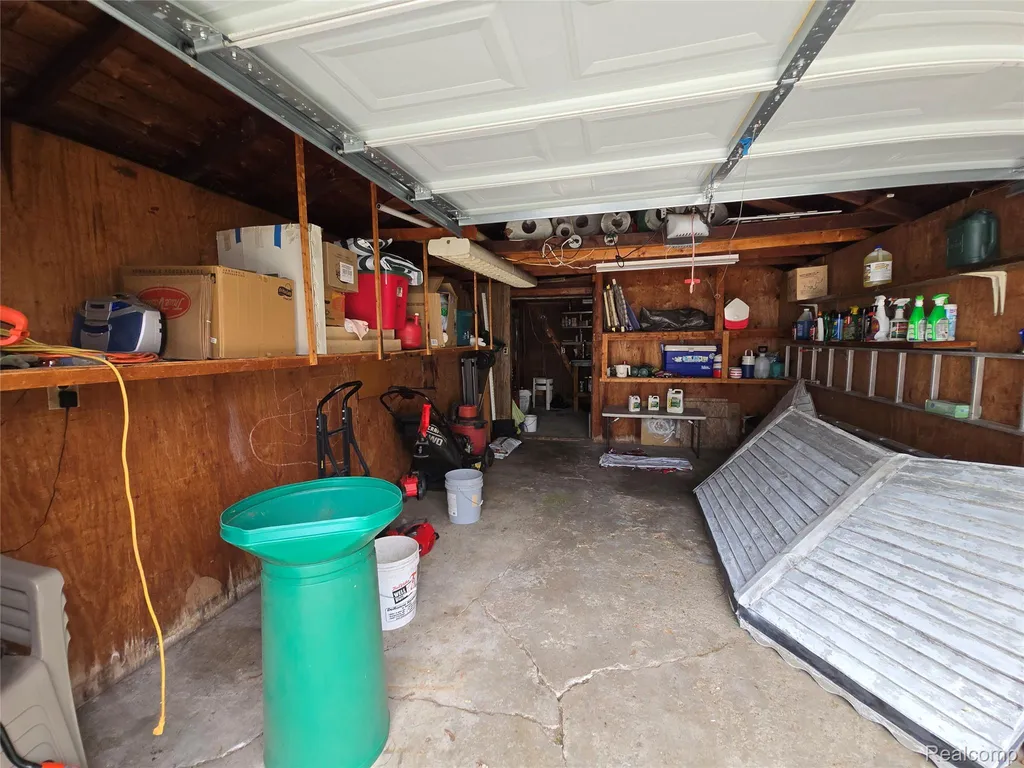23776 Normandy Avenue Eastpointe City MI 48021