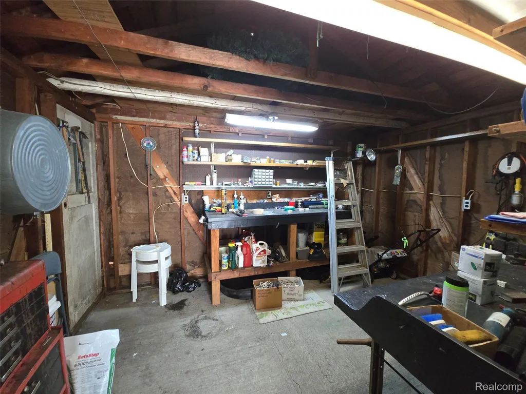 23776 Normandy Avenue Eastpointe City MI 48021