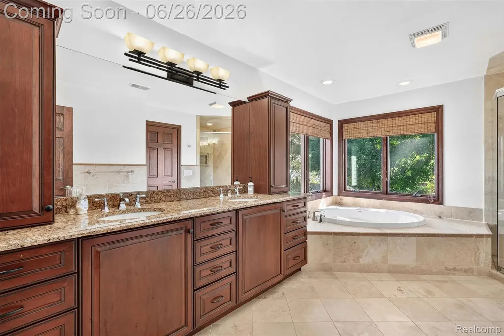 3478 Lexington Road Waterford Charter Township MI 48328