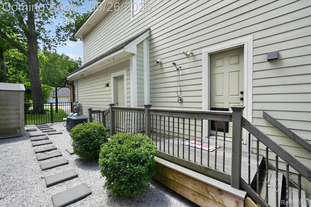 3478 Lexington Road Waterford Charter Township MI 48328