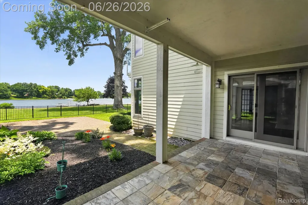 3478 Lexington Road Waterford Charter Township MI 48328