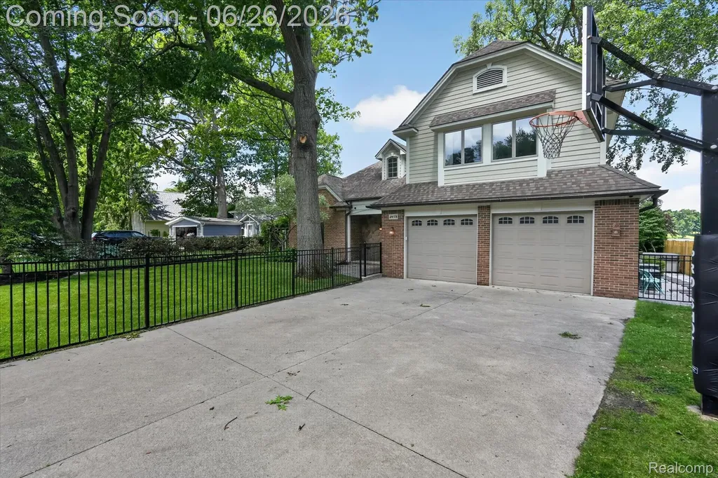 3478 Lexington Road Waterford Charter Township MI 48328