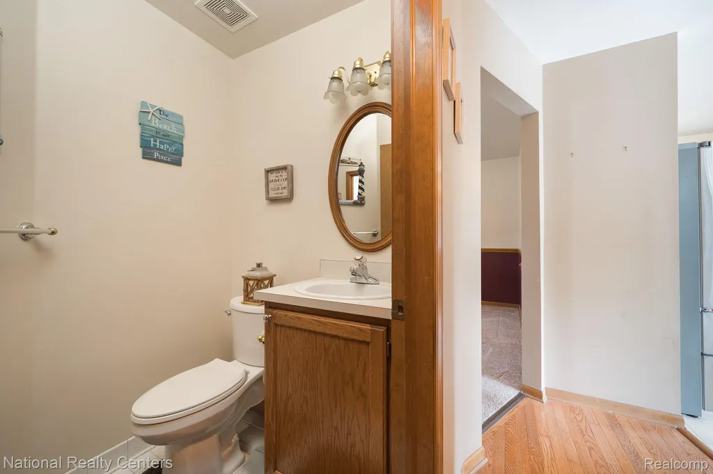 48634 Lafayette Drive Macomb Township MI 48044
