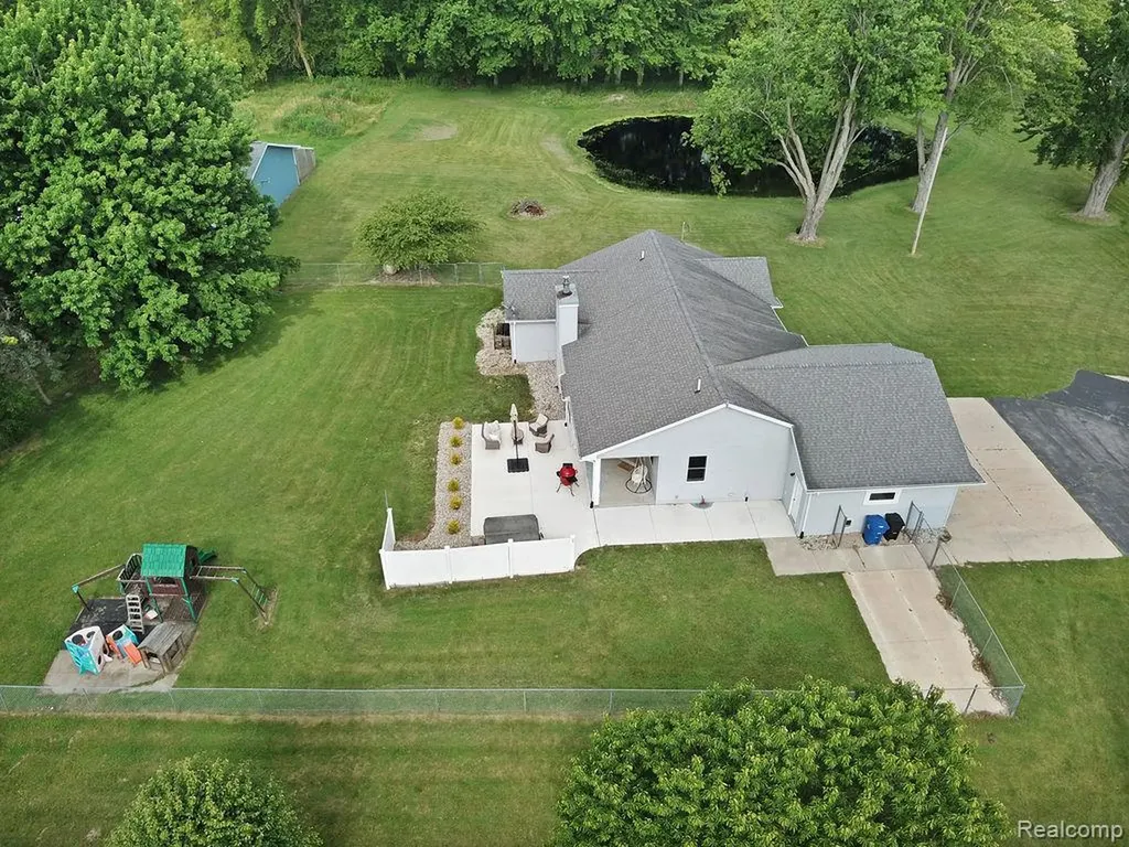 3334 E Freeland Road Ingersoll Township MI 48623