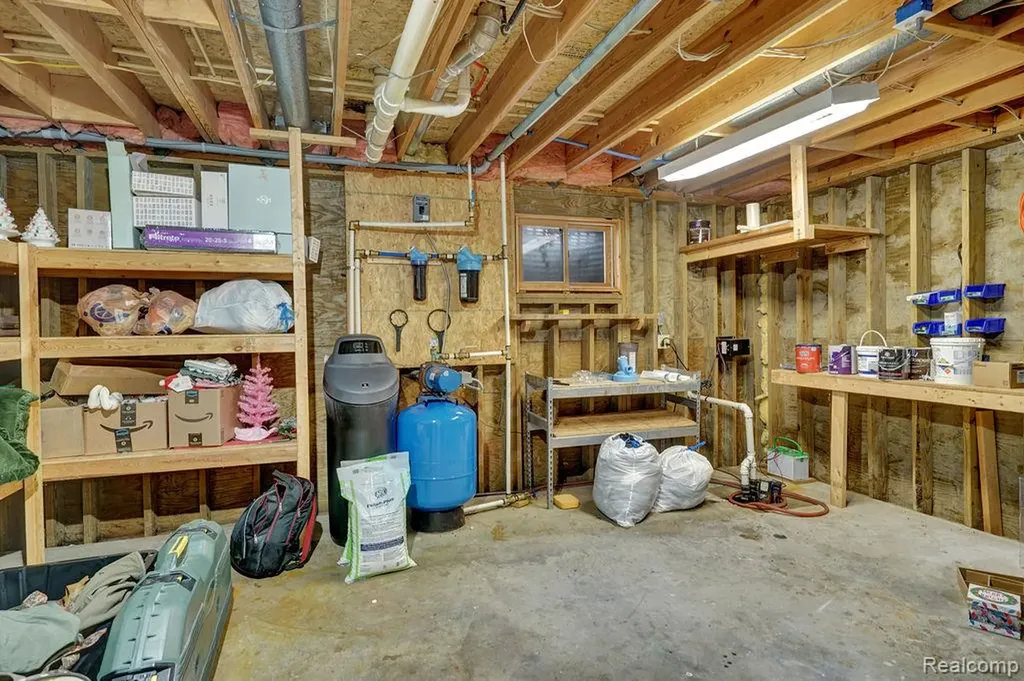 3334 E Freeland Road Ingersoll Township MI 48623