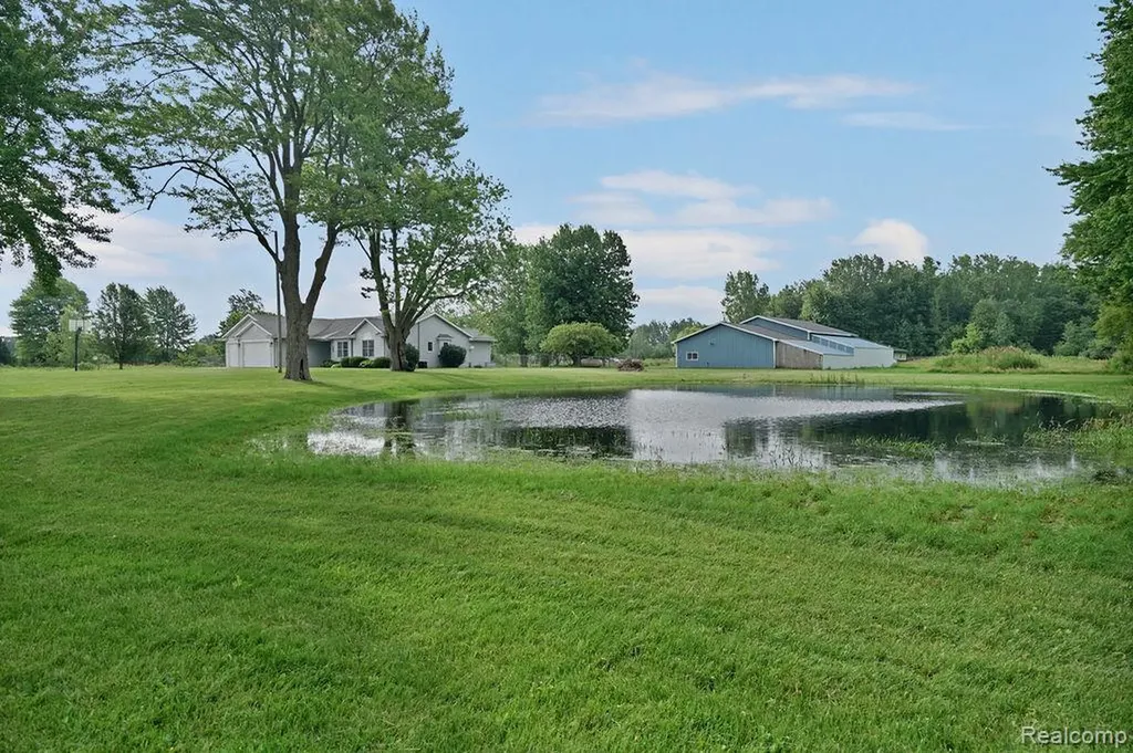 3334 E Freeland Road Ingersoll Township MI 48623