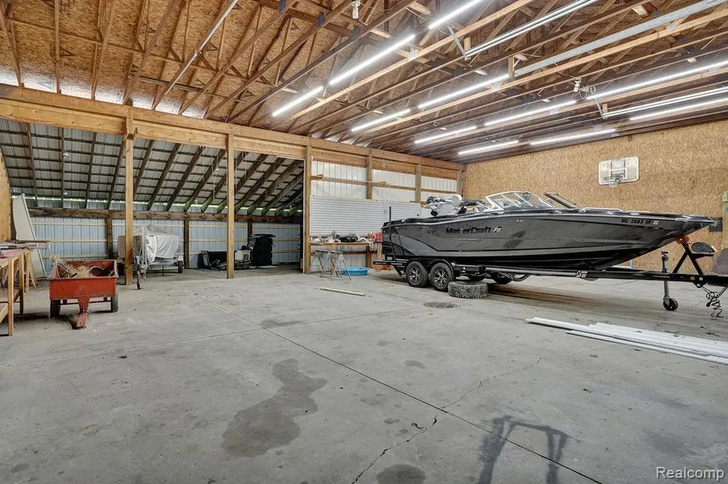 3334 E Freeland Road Ingersoll Township MI 48623