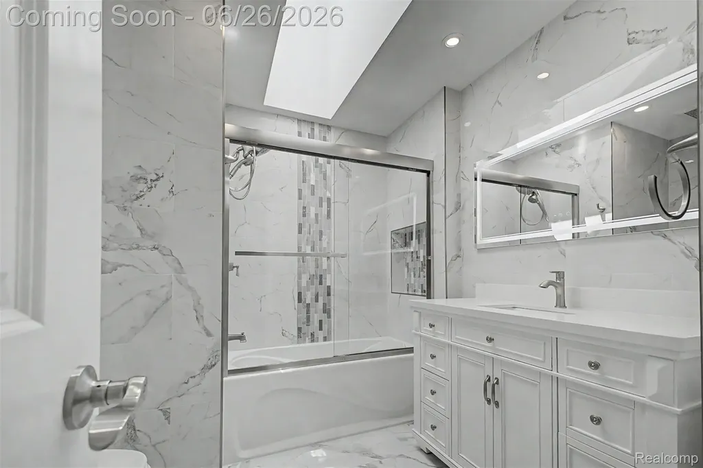 35105 Wellston Avenue Sterling Heights City MI 48312