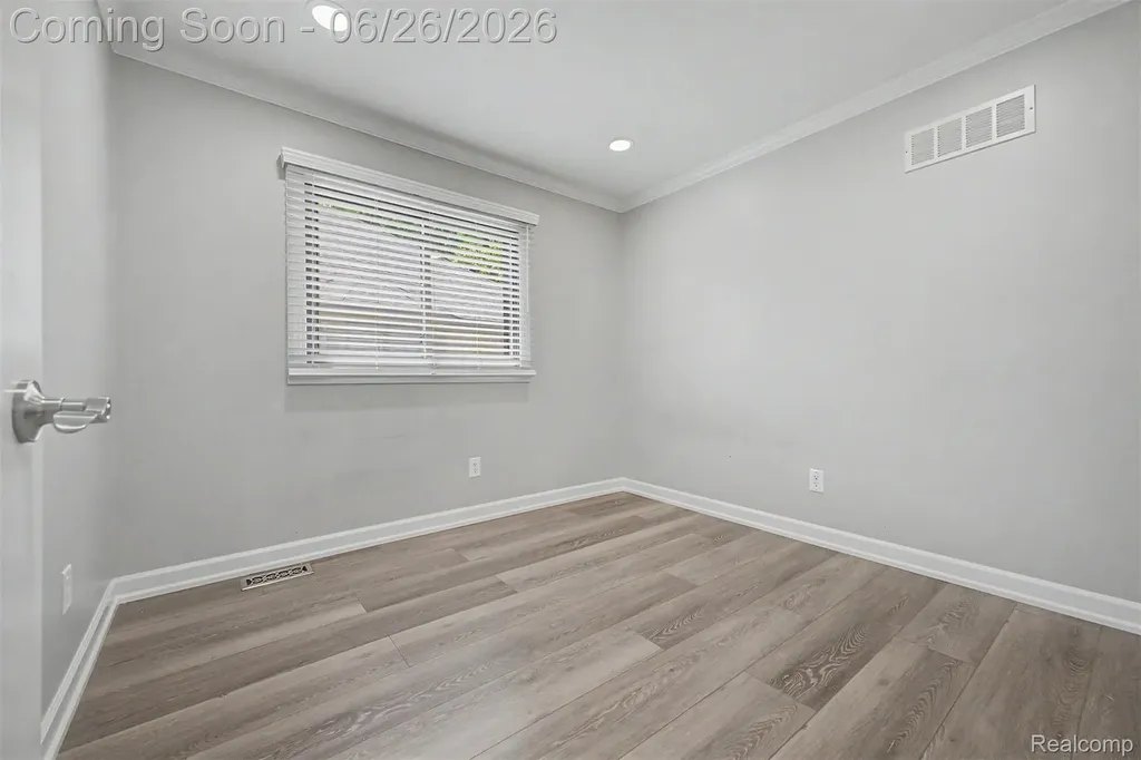 35105 Wellston Avenue Sterling Heights City MI 48312