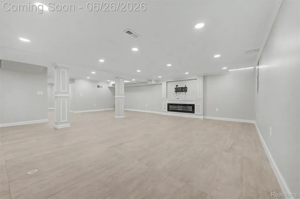 35105 Wellston Avenue Sterling Heights City MI 48312