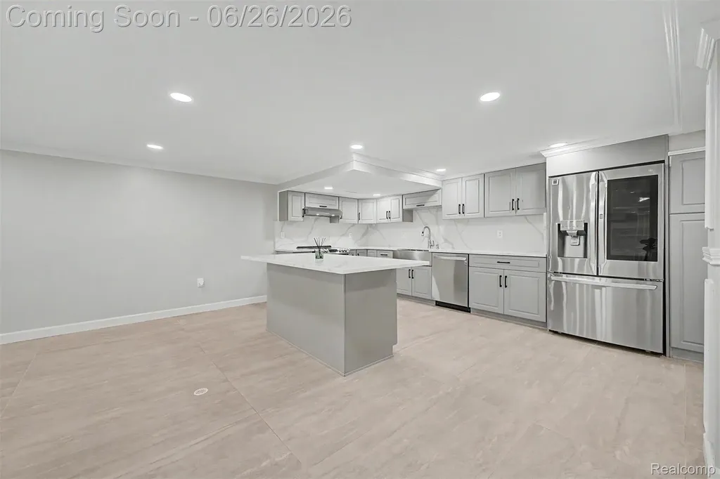35105 Wellston Avenue Sterling Heights City MI 48312