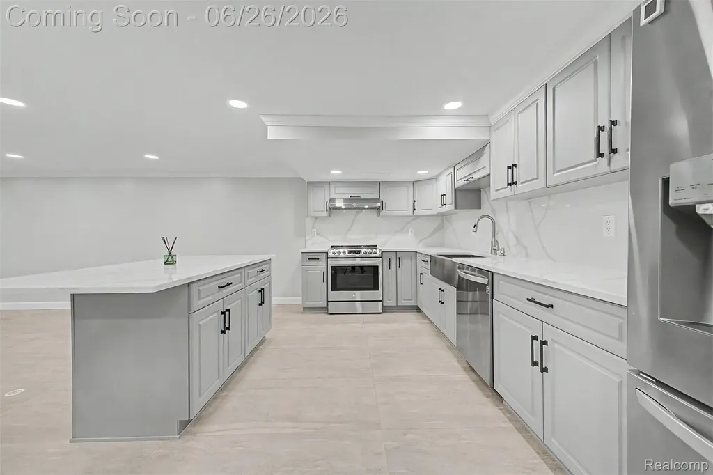 35105 Wellston Avenue Sterling Heights City MI 48312