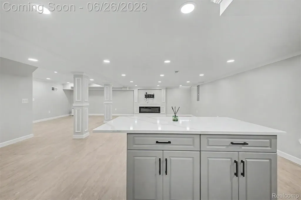 35105 Wellston Avenue Sterling Heights City MI 48312
