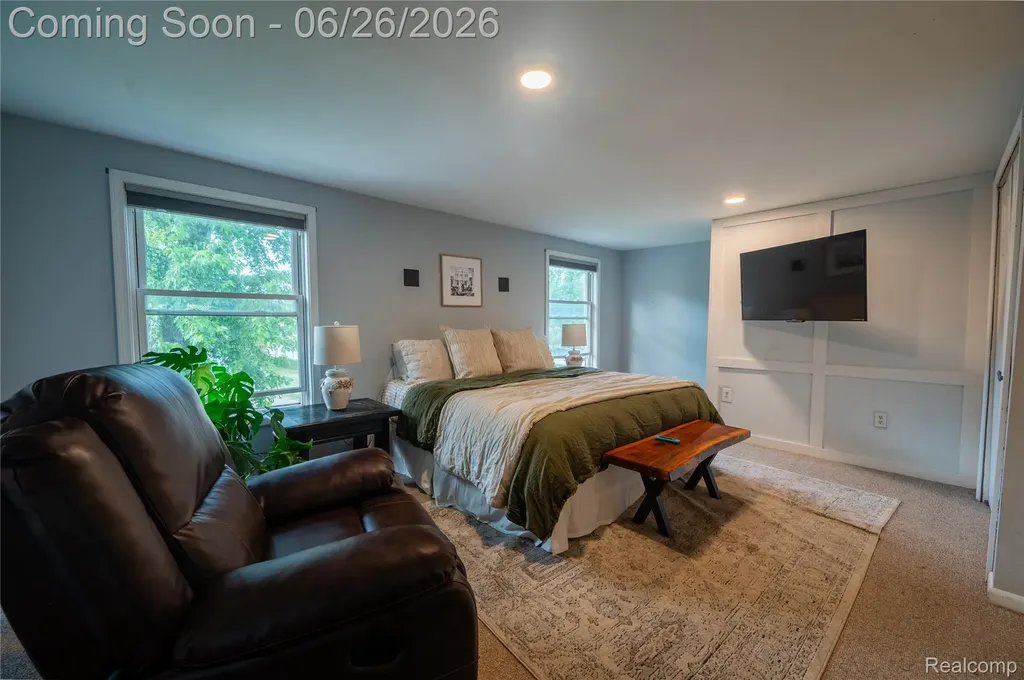 429 Dorothy Street South Lyon City MI 48178
