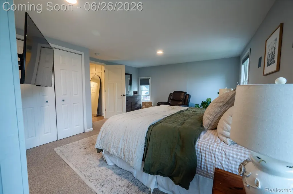 429 Dorothy Street South Lyon City MI 48178
