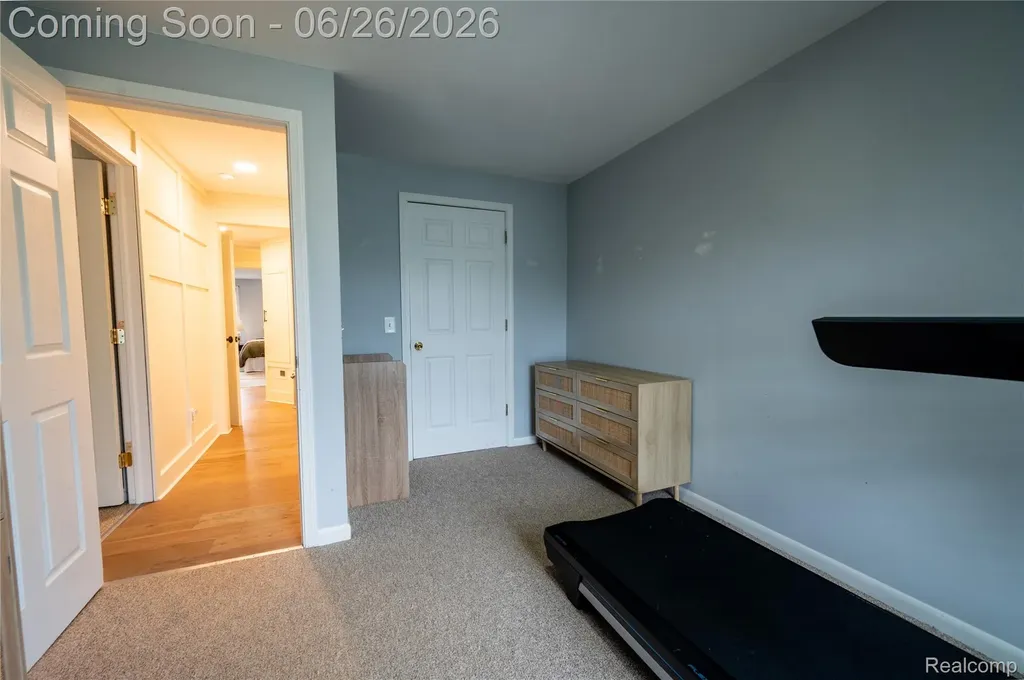 429 Dorothy Street South Lyon City MI 48178