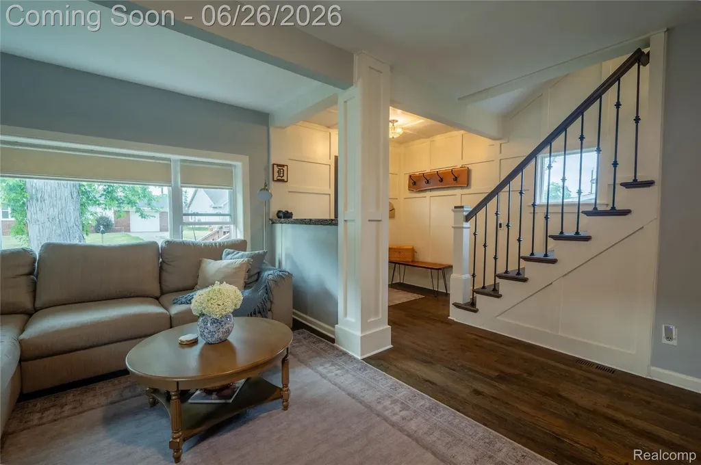 429 Dorothy Street South Lyon City MI 48178