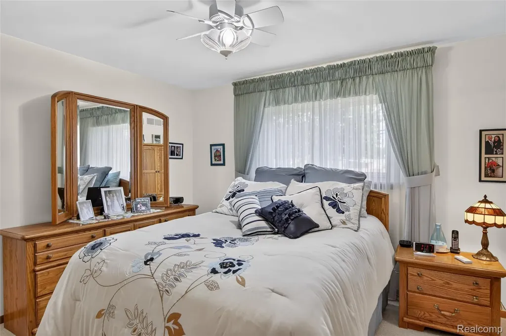 1792 Capitol Avenue Lincoln Park City MI 48146