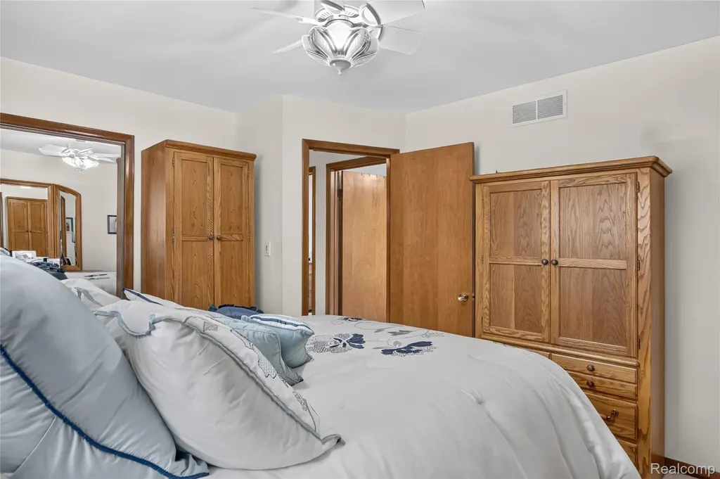 1792 Capitol Avenue Lincoln Park City MI 48146