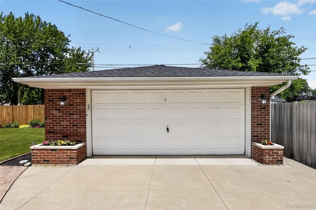 1792 Capitol Avenue Lincoln Park City MI 48146
