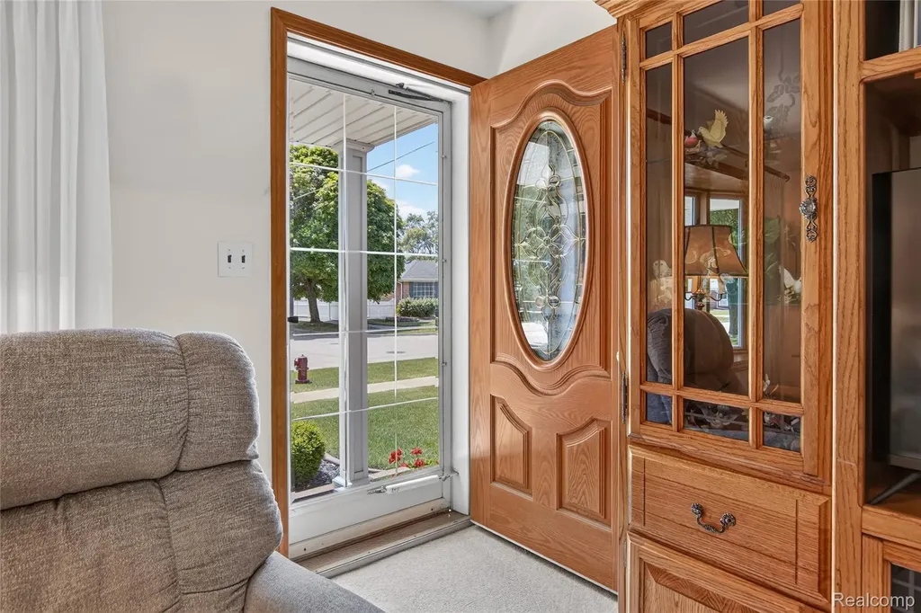 1792 Capitol Avenue Lincoln Park City MI 48146