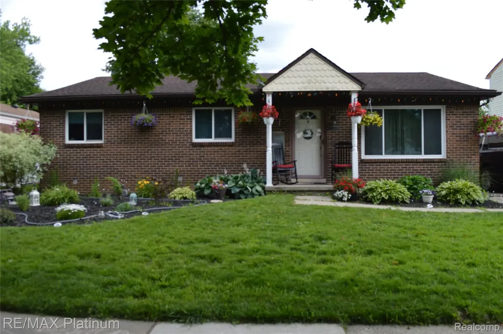 42079 Edenbrooke Drive Canton Charter Township MI 48187