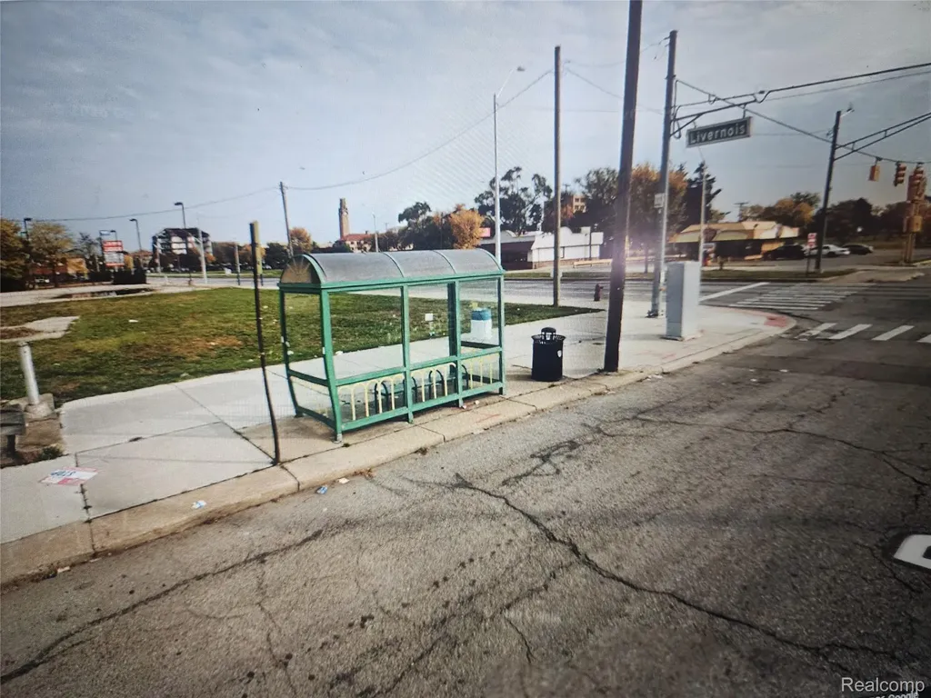 6300 Puritan Street Detroit City MI 48238