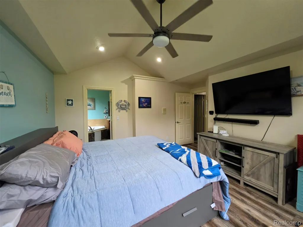 5150 W Carpenter Road Mt. Morris Township MI 48504