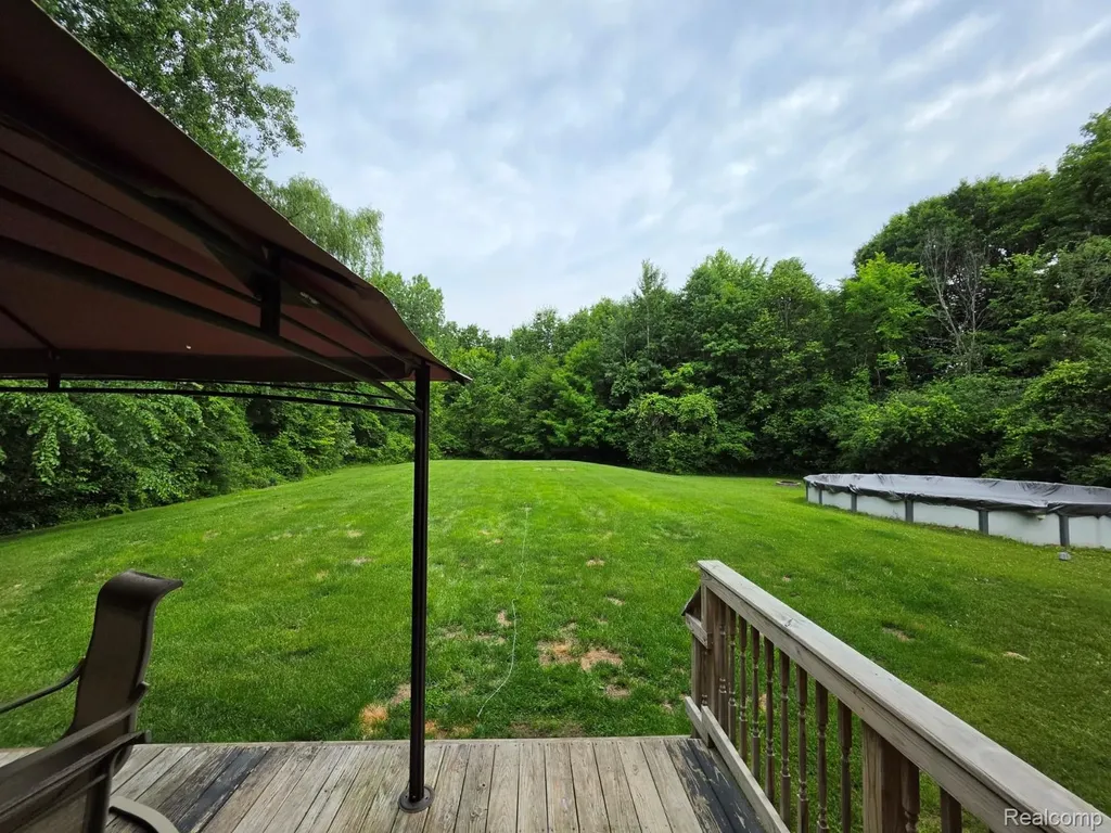5150 W Carpenter Road Mt. Morris Township MI 48504