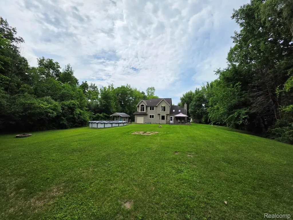 5150 W Carpenter Road Mt. Morris Township MI 48504