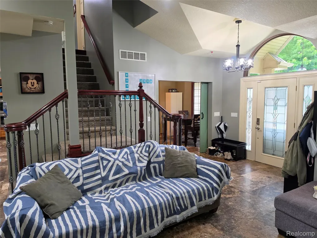 5150 W Carpenter Road Mt. Morris Township MI 48504