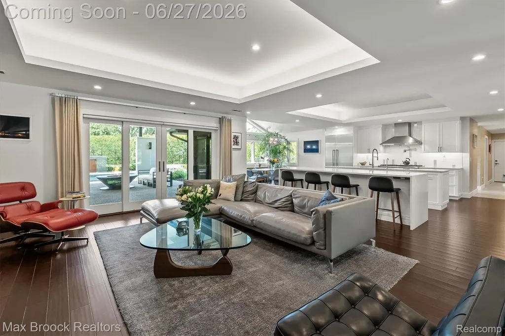 7400 Parkstone Lane Bloomfield Charter Township MI 48301